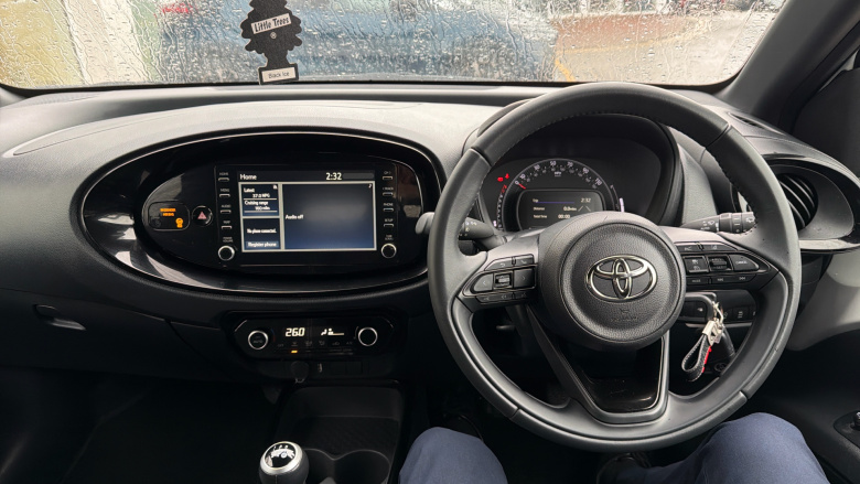 Toyota Aygo X 1.0 VVT-i Edge 5dr Petrol Hatchback